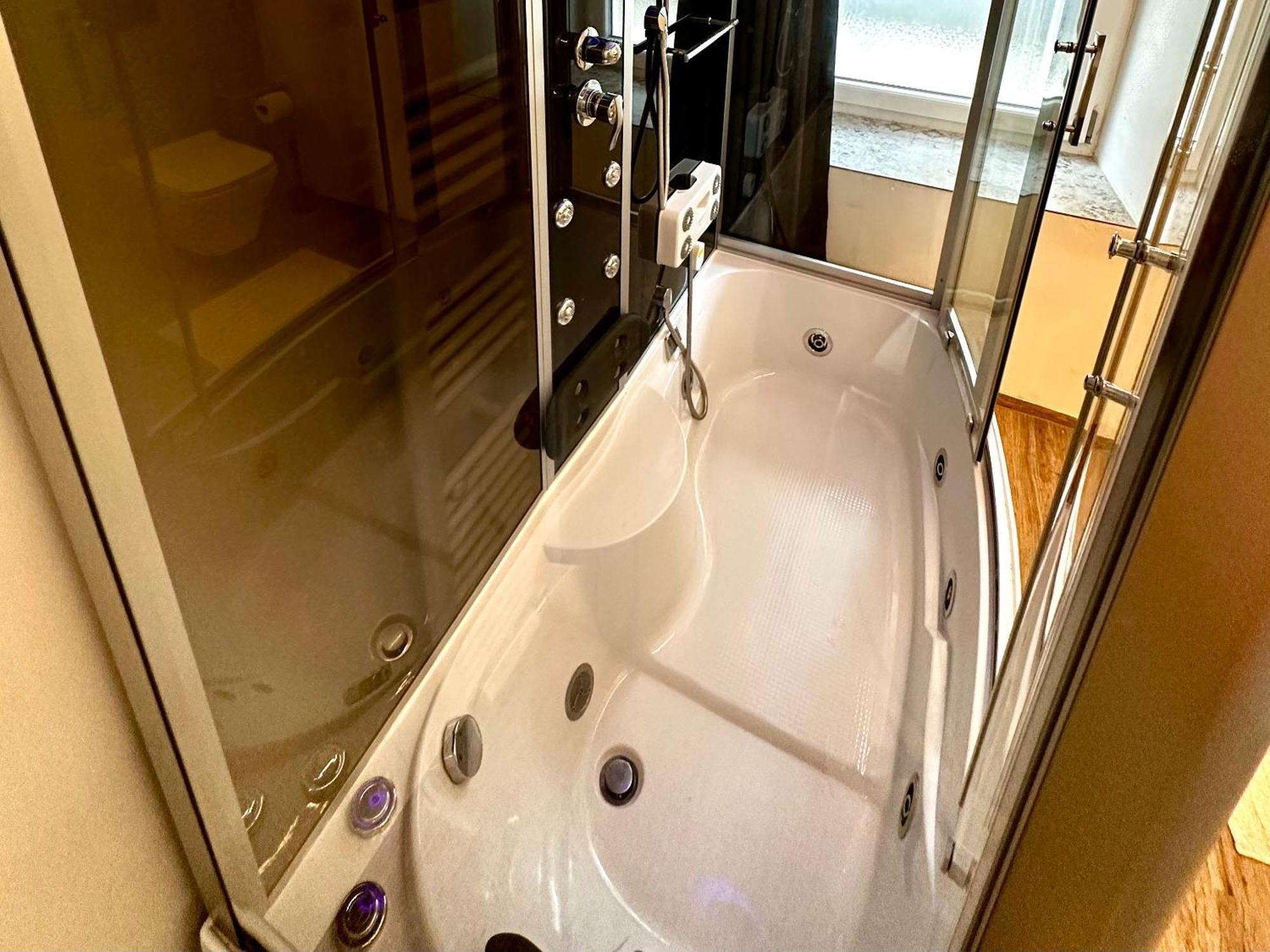 Beefree Whirlpoolsuite34-Free Parking & Fast Internet Passau Exterior foto