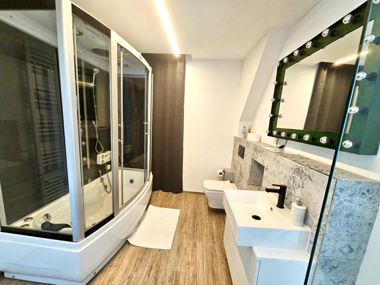 Beefree Whirlpoolsuite34-Free Parking & Fast Internet Passau Exterior foto